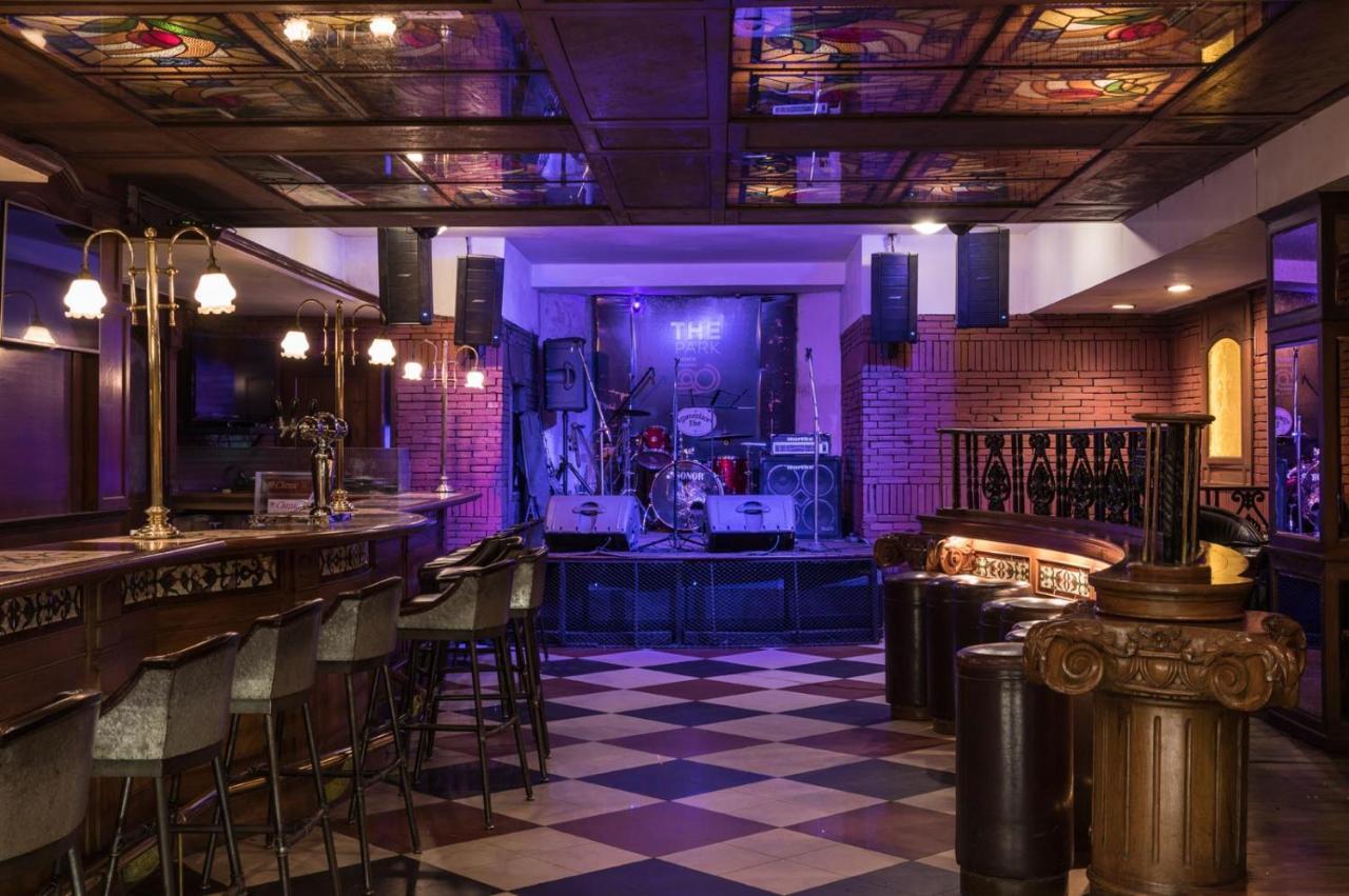 מלון The Park כלכותה מראה חיצוני תמונה The interior of the nightclub