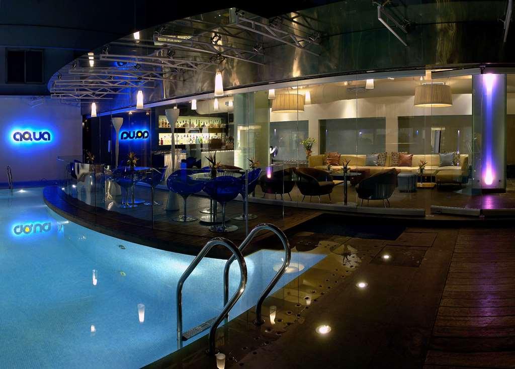 מלון The Park כלכותה מתקנים תמונה Aqua Club