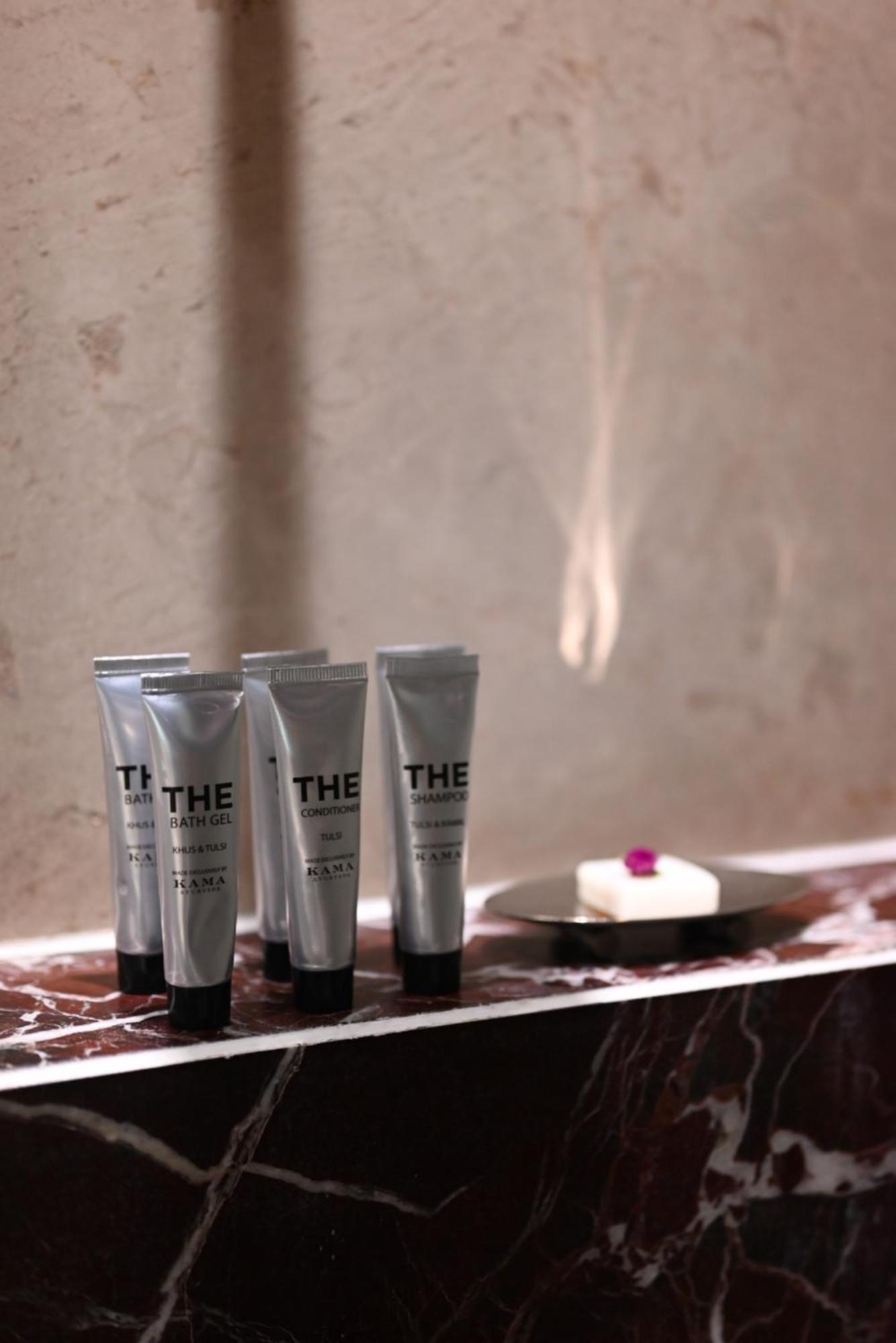 מלון The Park כלכותה מראה חיצוני תמונה The Standard Suite
