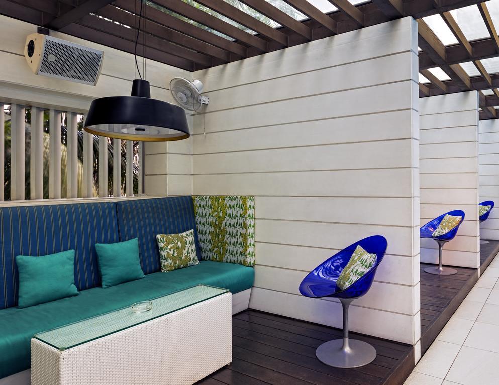 מלון The Park כלכותה מראה חיצוני תמונה The interior of the lounge