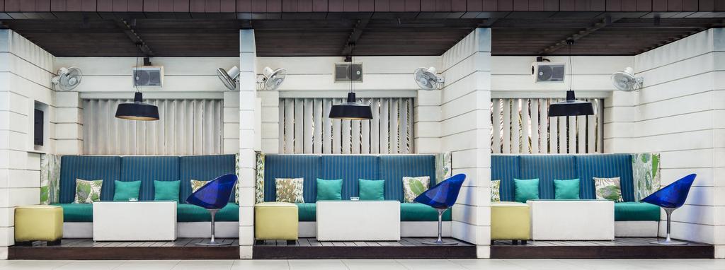 מלון The Park כלכותה מראה חיצוני תמונה The interior of the lounge